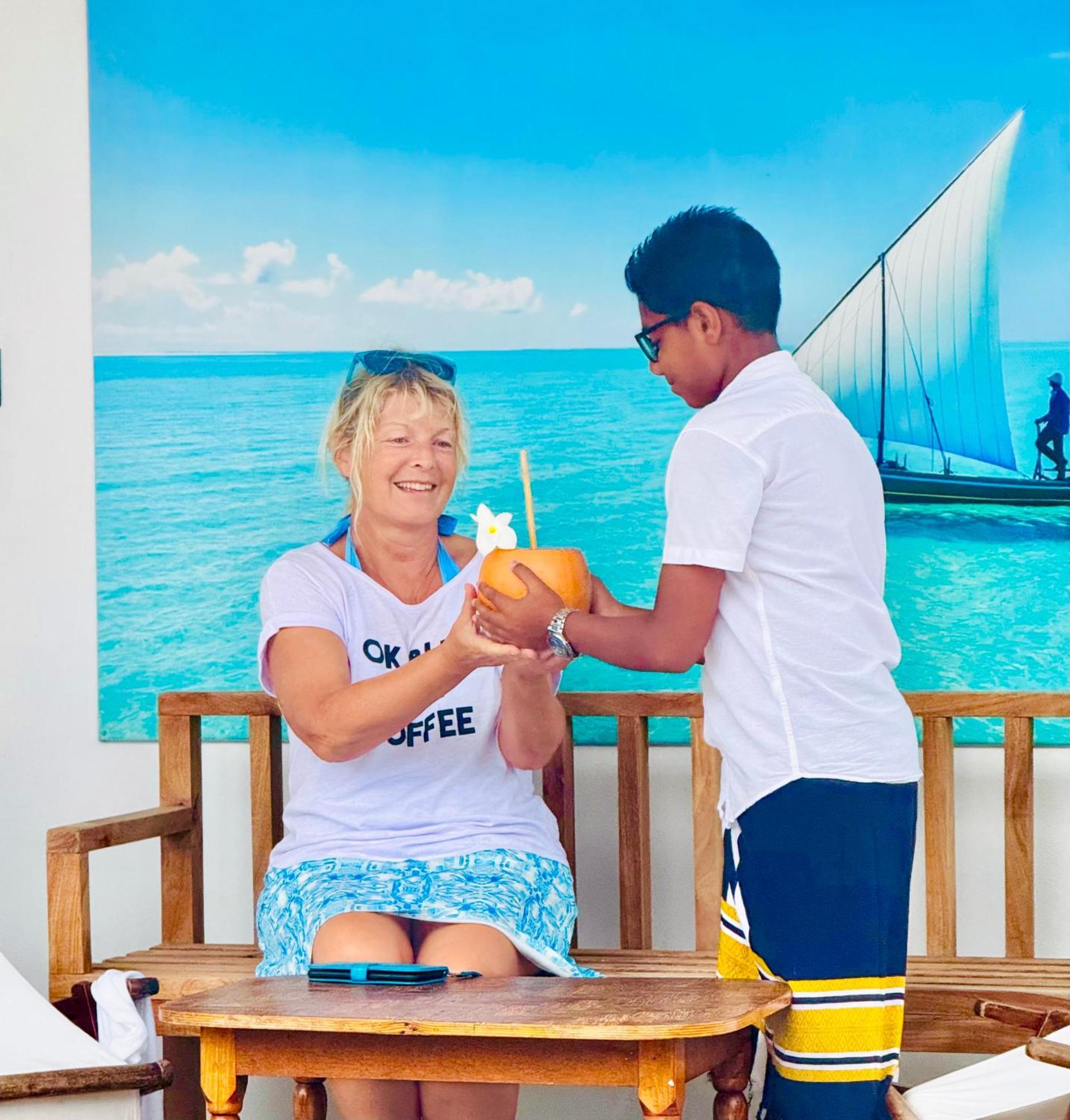 Crystal Sea Inn Bileffahi Ngoại thất bức ảnh